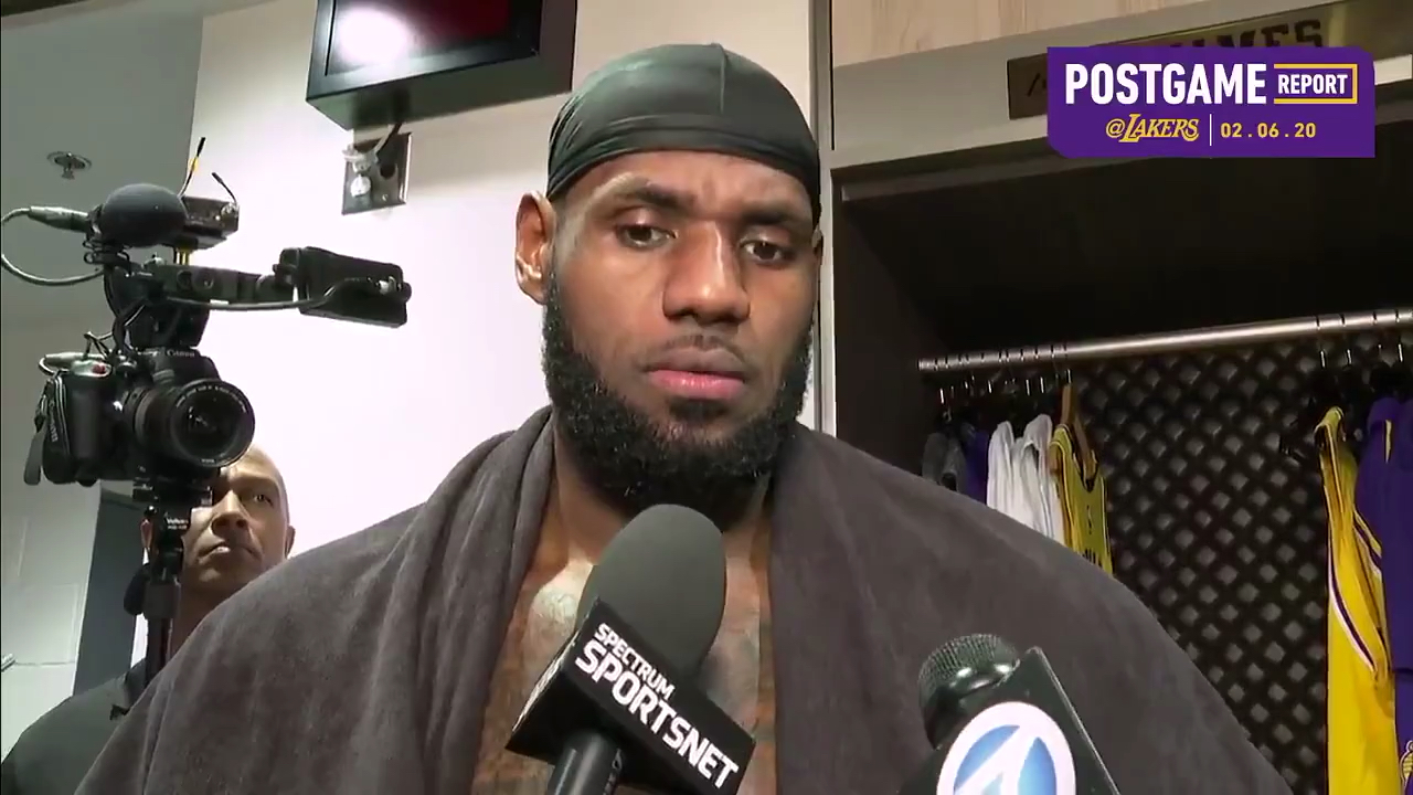 九游-詹姆斯赛事官方发布战术调整新规，RNG争议不断！的简单介绍