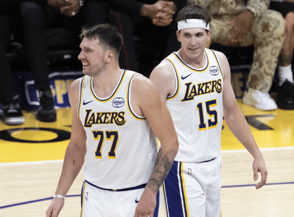 九游娱乐-东契奇在SKT比赛中突破纪录，连败引发热议！的简单介绍